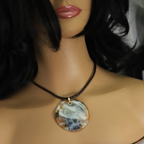 Dendritic Moss Agate stone Necklace Natural Stone Pendant 14K Yellow Gold & Leat - Picture 12 of 13